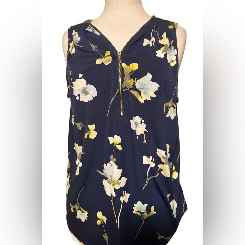 Ellen Tracy Woman’s Sleeveless Summer Blouse Size L